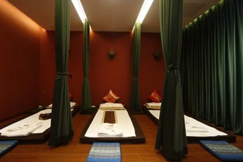 西安临潼泰式按摩的被动瑜伽：当身体被折叠成诗